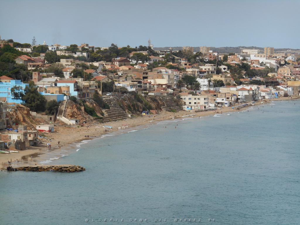 14-Les escaliers de Bouisseville donnant sur le sable.JPG -           
